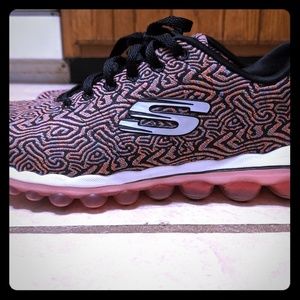 Sketchers Sketch Air size 8